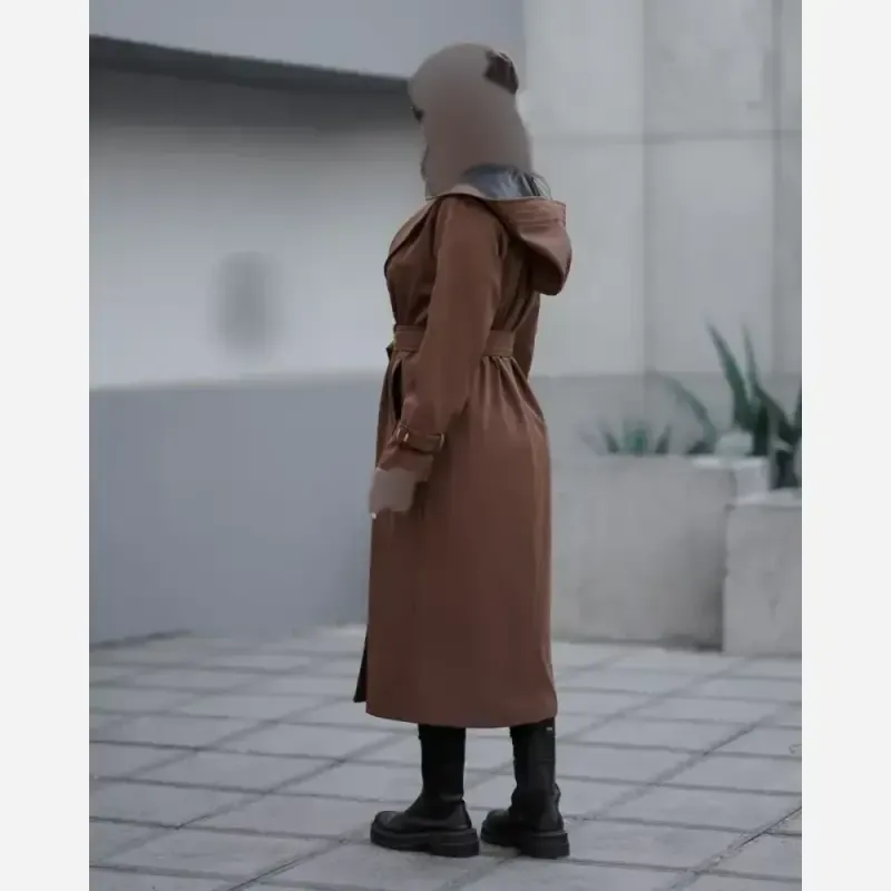 بارانی بلند زنانه مدل دینا کلاه دار کمربند دار جنس تی سی ضد آب استردار فری سایز