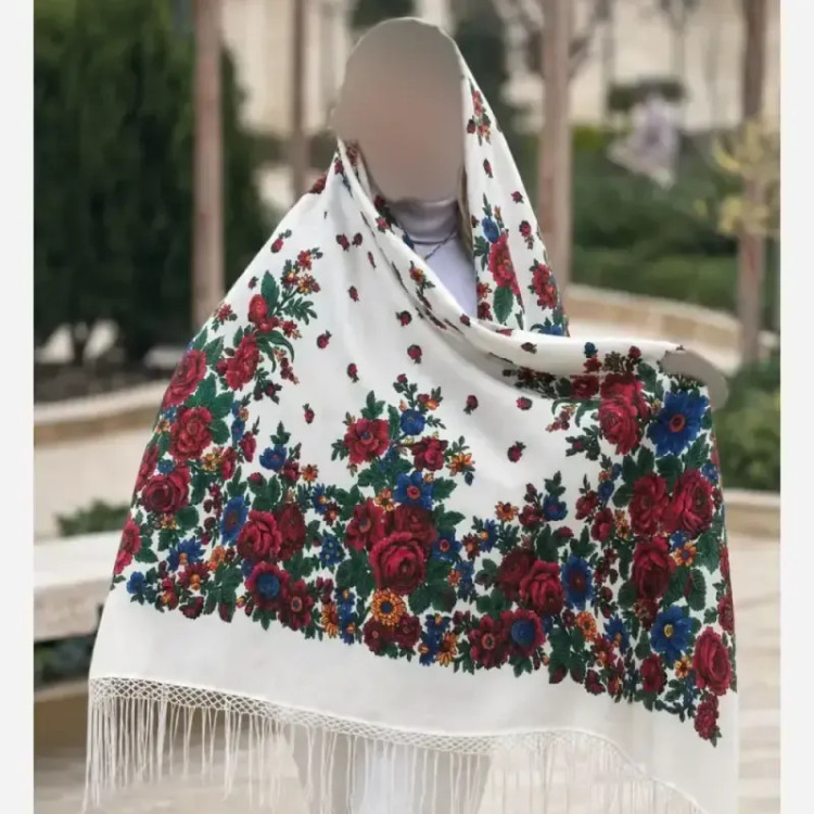 روسری ترکمنی ایرانی مدل تاتار کد 1607 طرح سنتی نخ پلی استر 130x130 مناسب 4 فصل
